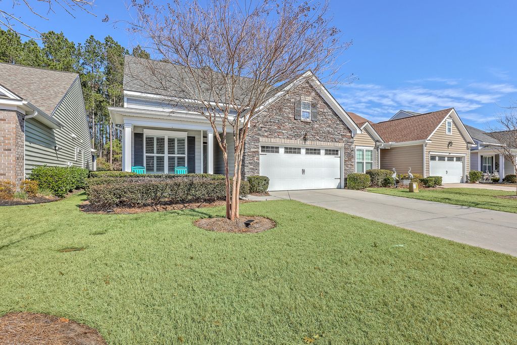 Photo of 114 Harbor Trace Lane, Summerville, SC 29486 (MLS # 26005716)