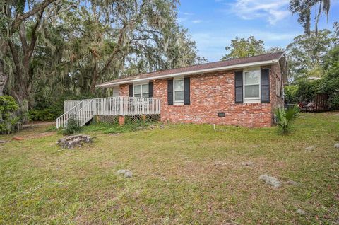 A home in Beaufort