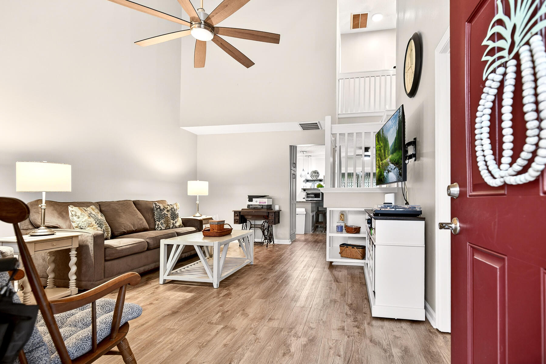 300 Yellow Hawthorn Circle