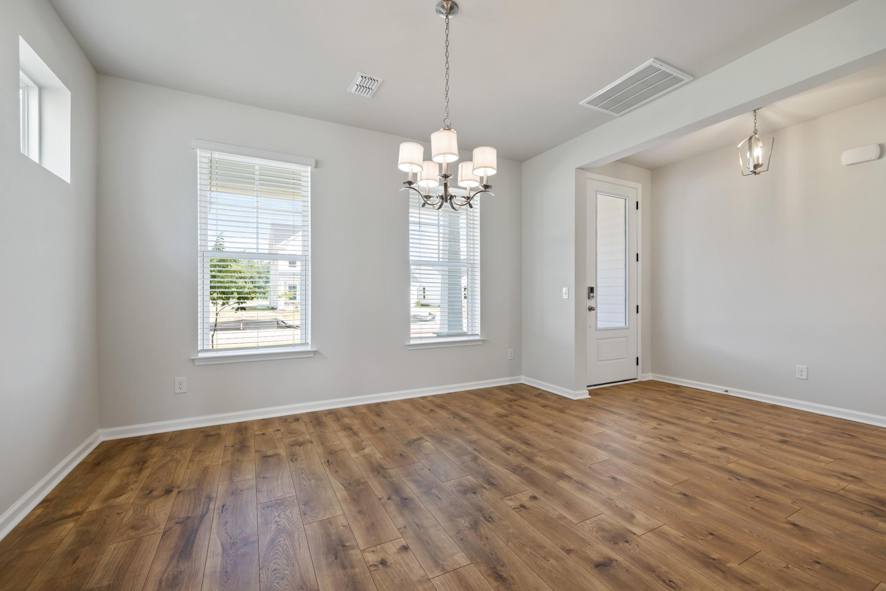 2000 Winding Grove Lane