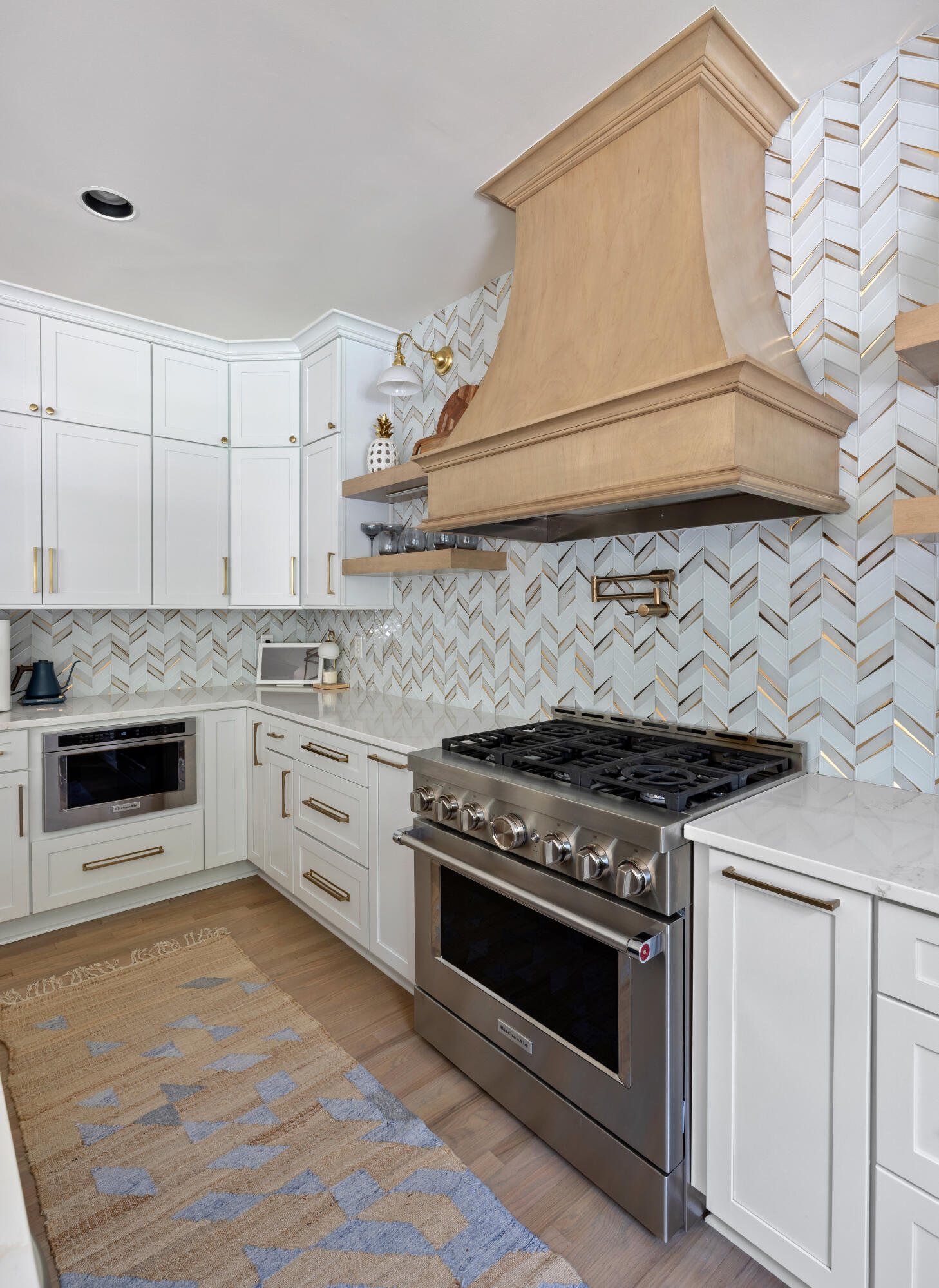 2225 Black Oak Court