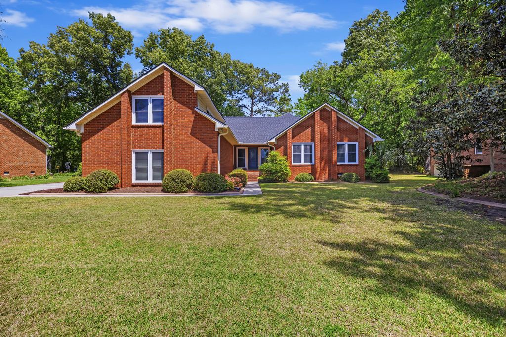 Photo of 2171 Hunter Creek Drive, Charleston, SC 29414 (MLS # 26011088)