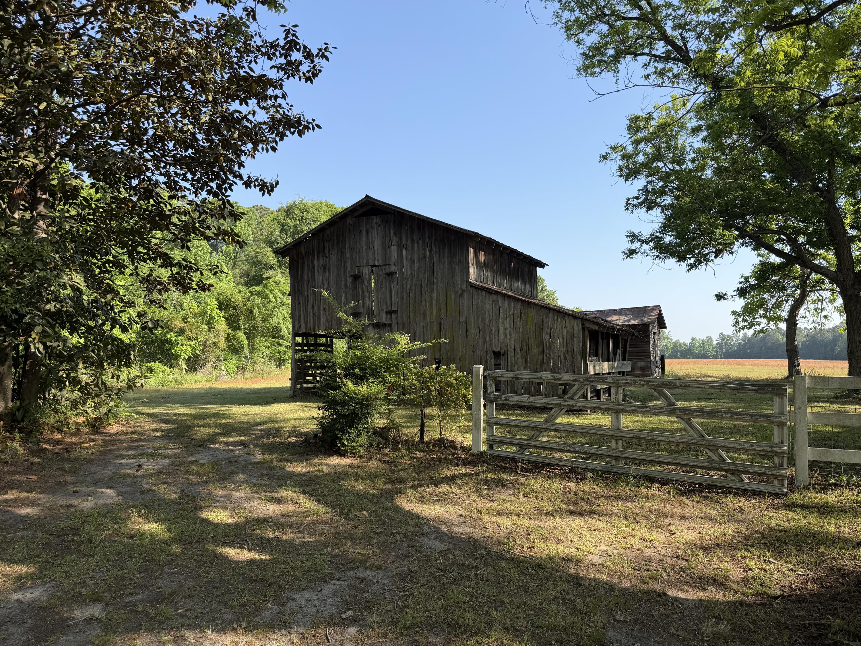 9439 Charleston Highway