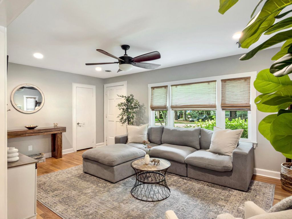 Photo of 769 Catawba Road, Charleston, SC 29414 (MLS # 26021158)