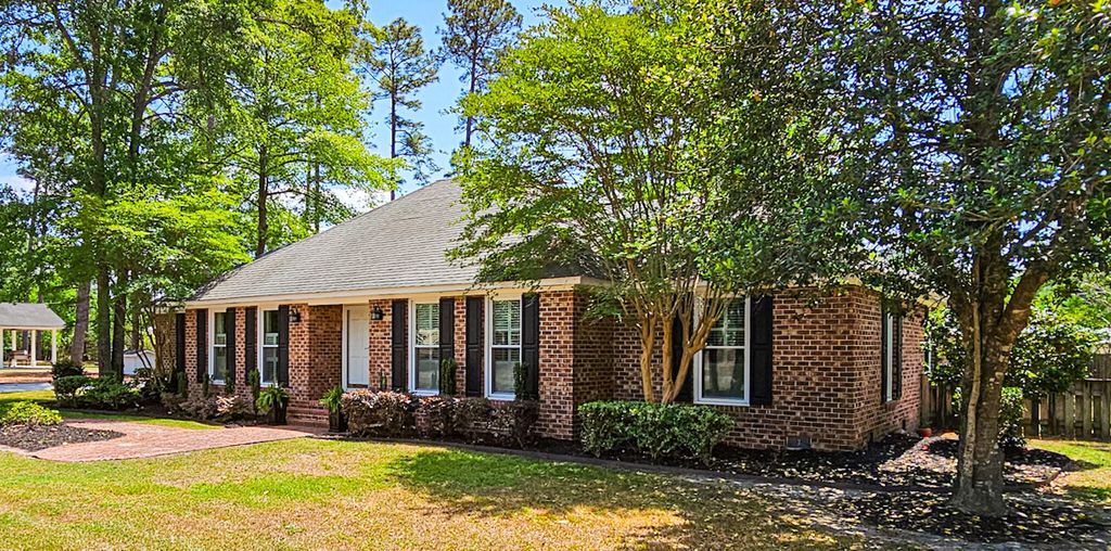 Photo of 485 Longleaf Drive, Walterboro, SC 29488 (MLS # 26012141)