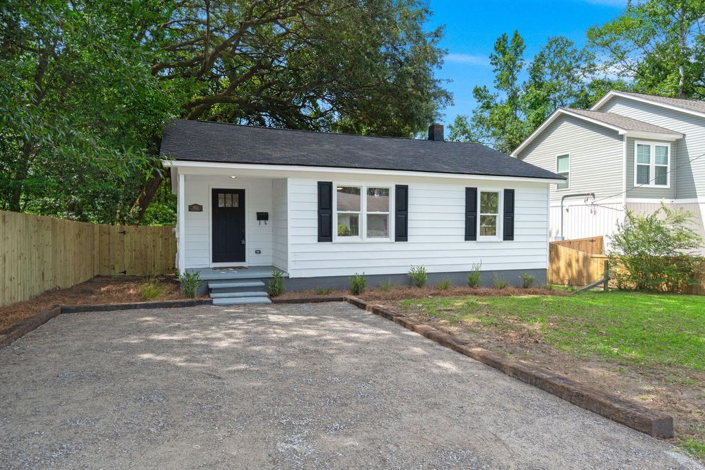 Photo of 1823 Lisa Street, North Charleston, SC 29406 (MLS # 26021010)
