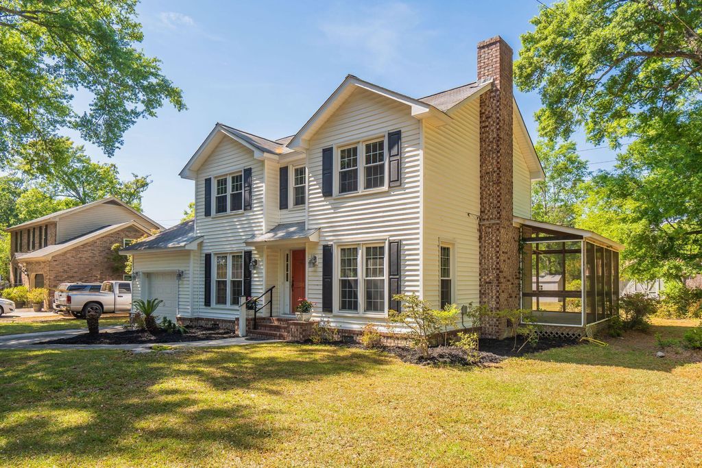 Photo of 904 Stillwater Drive, Charleston, SC 29412 (MLS # 26010716)