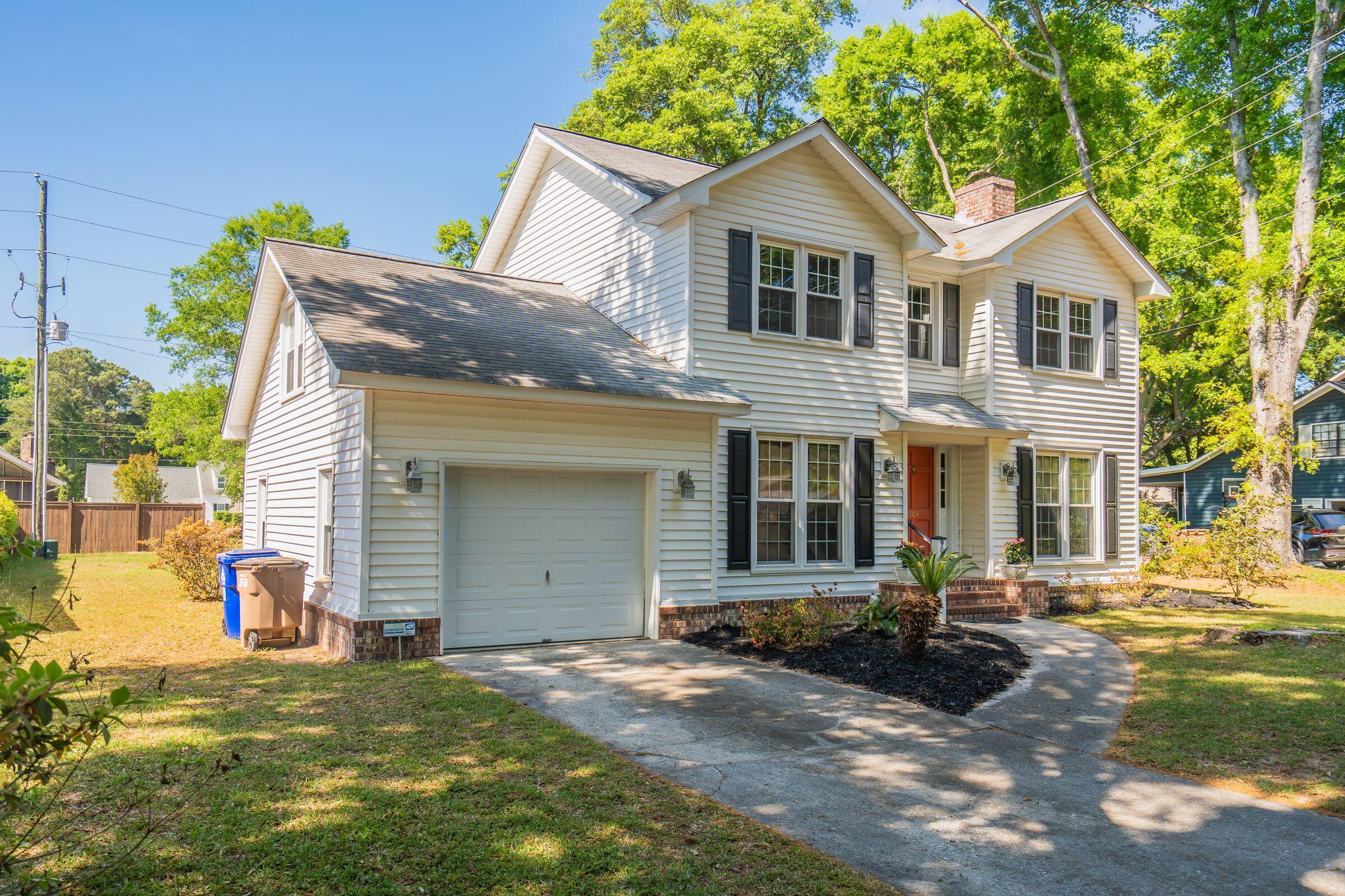 904 Stillwater Drive
