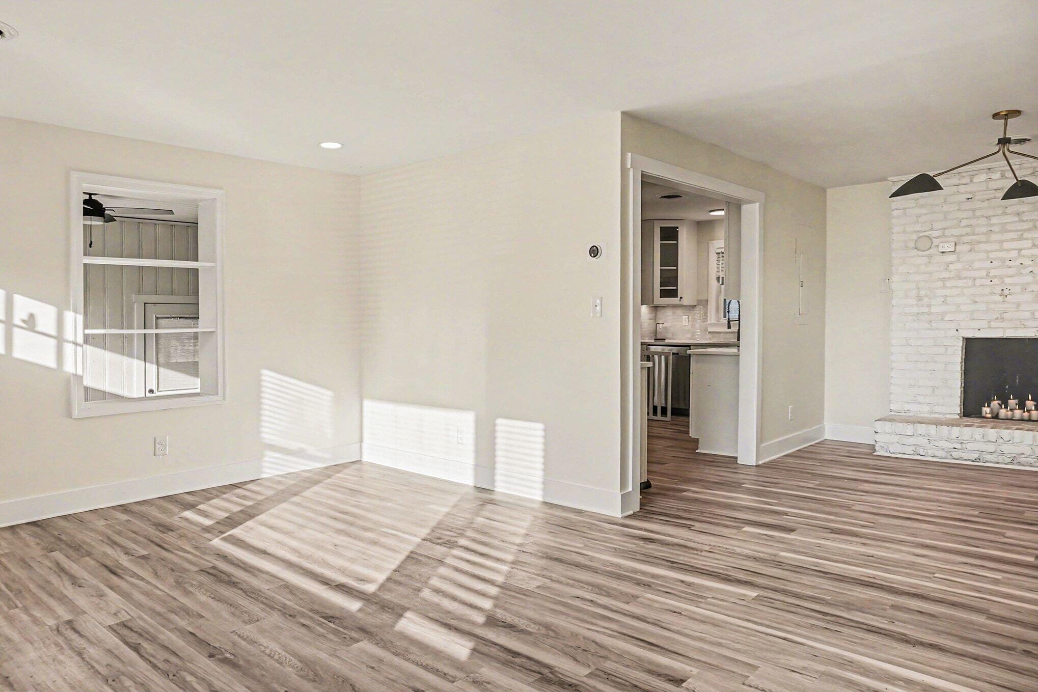 818 W Madison Avenue