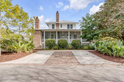 A home in Mount Pleasant