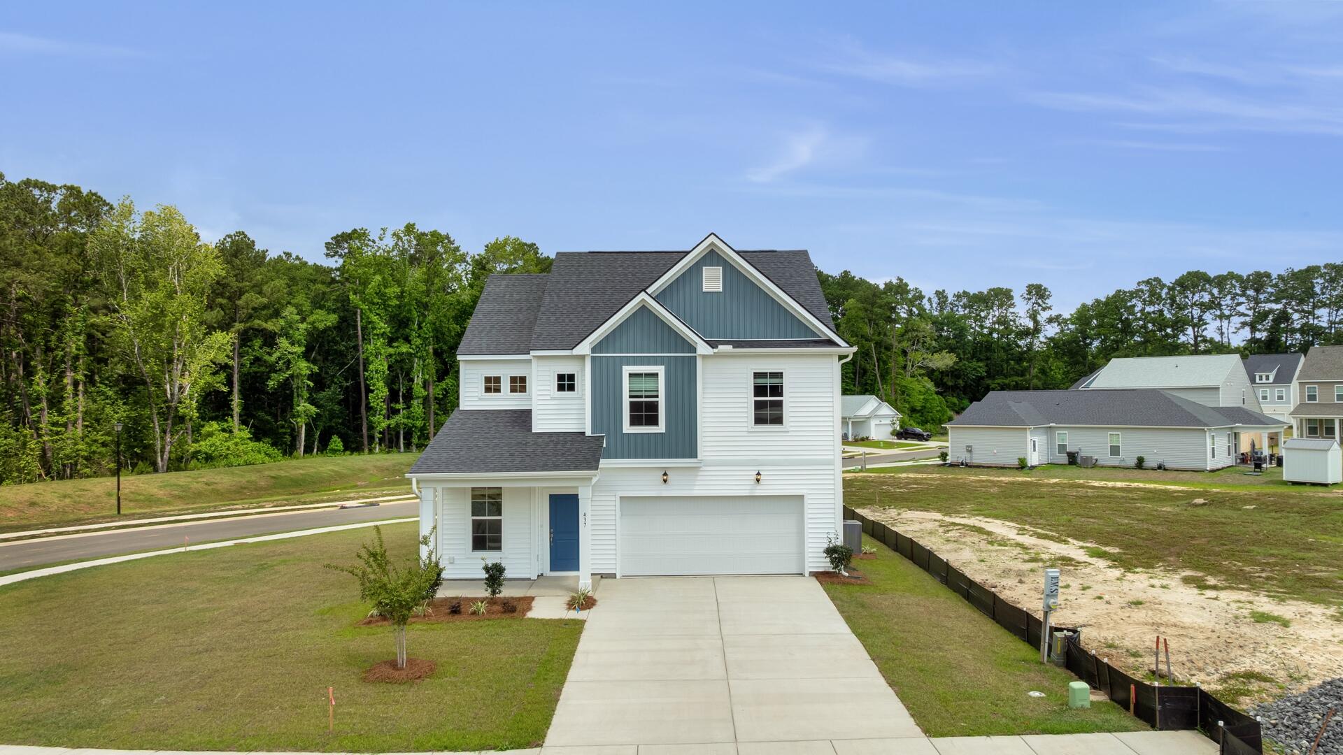 437 Cadbury Loop