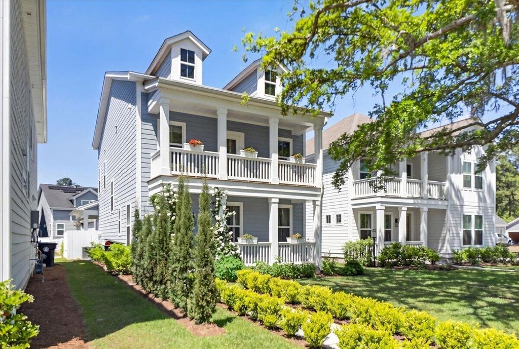 Photo of 1205 Crooked Oak Road, Charleston, SC 29492 (MLS # 26011941)