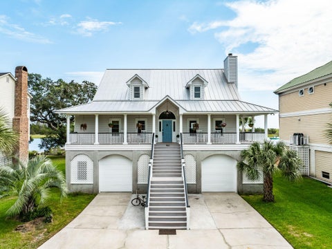 Photo of 925 Shellmore Lane, McClellanville, SC 29458 (MLS # 26026910)