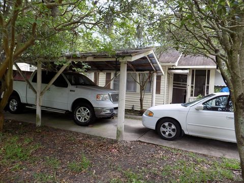 A home in Johns Island