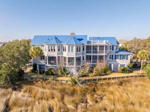 A home in Isle of Palms