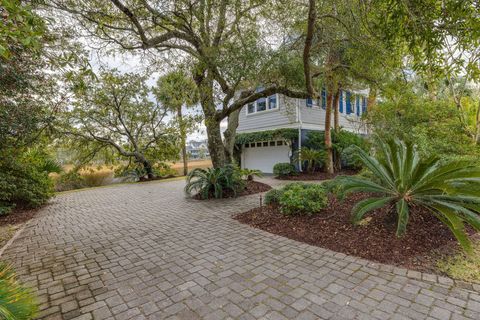 A home in Isle of Palms