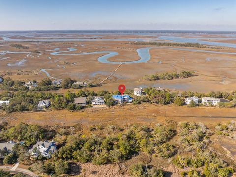 A home in Isle of Palms