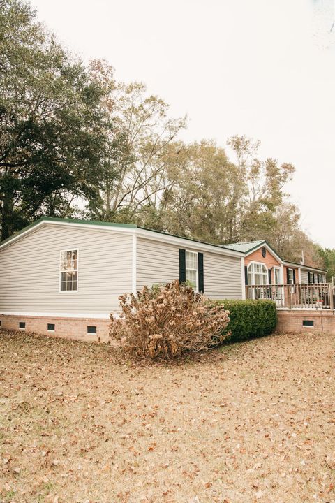 A home in Islandton