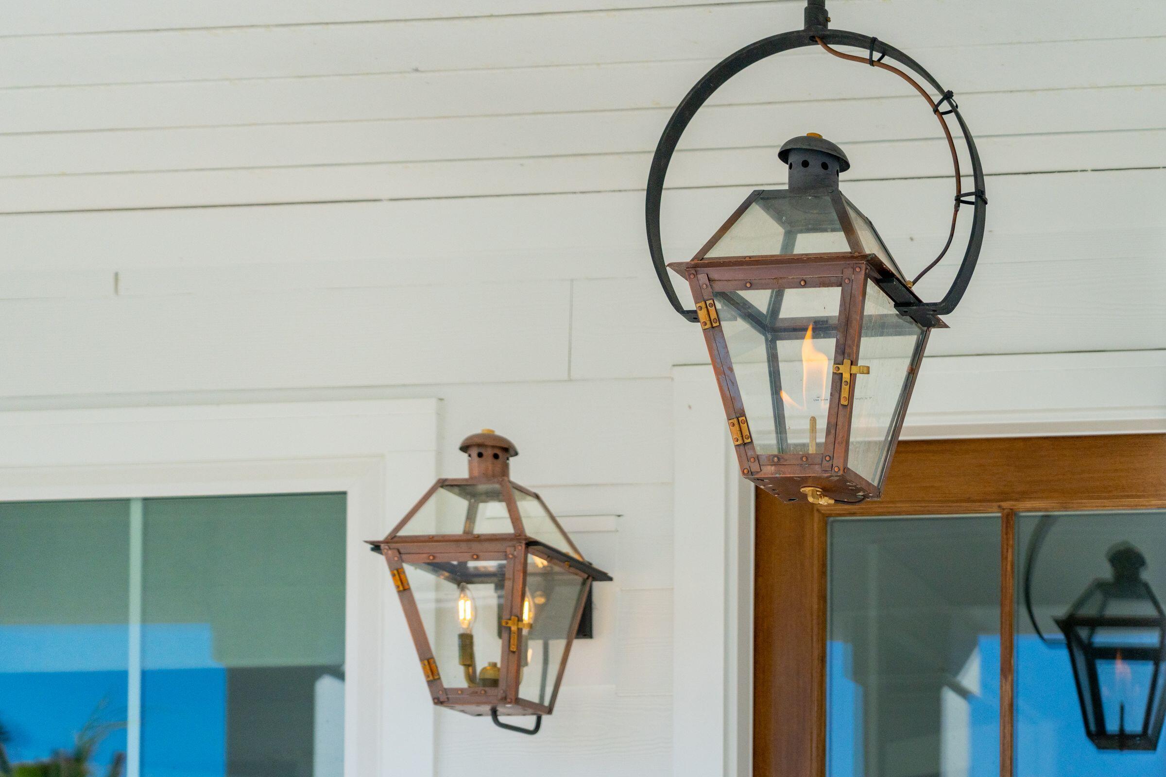 385 Wappoo Trace Lane