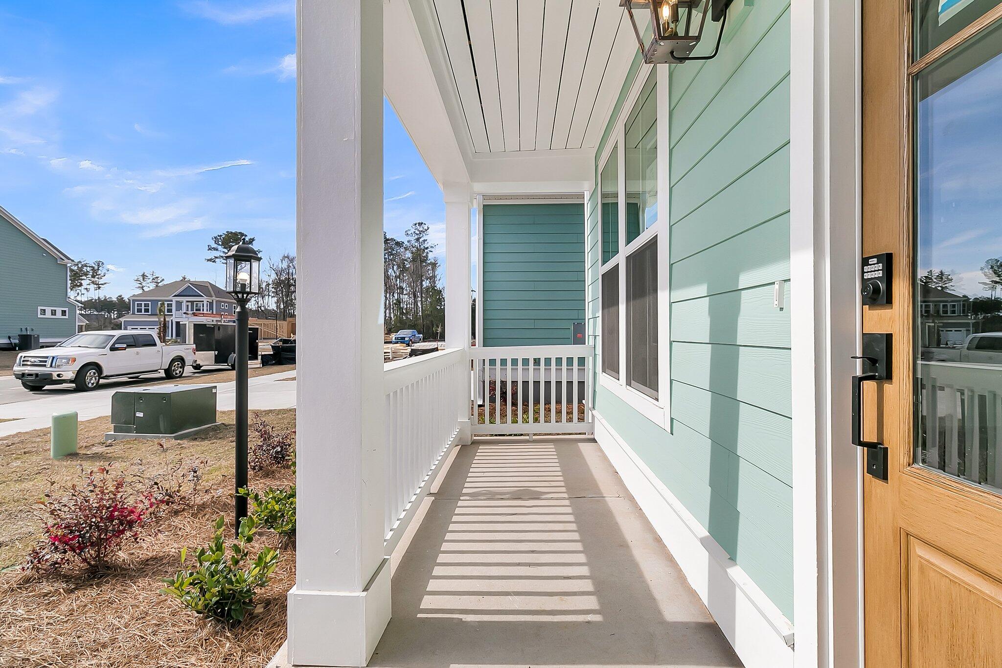 385 Wappoo Trace Lane