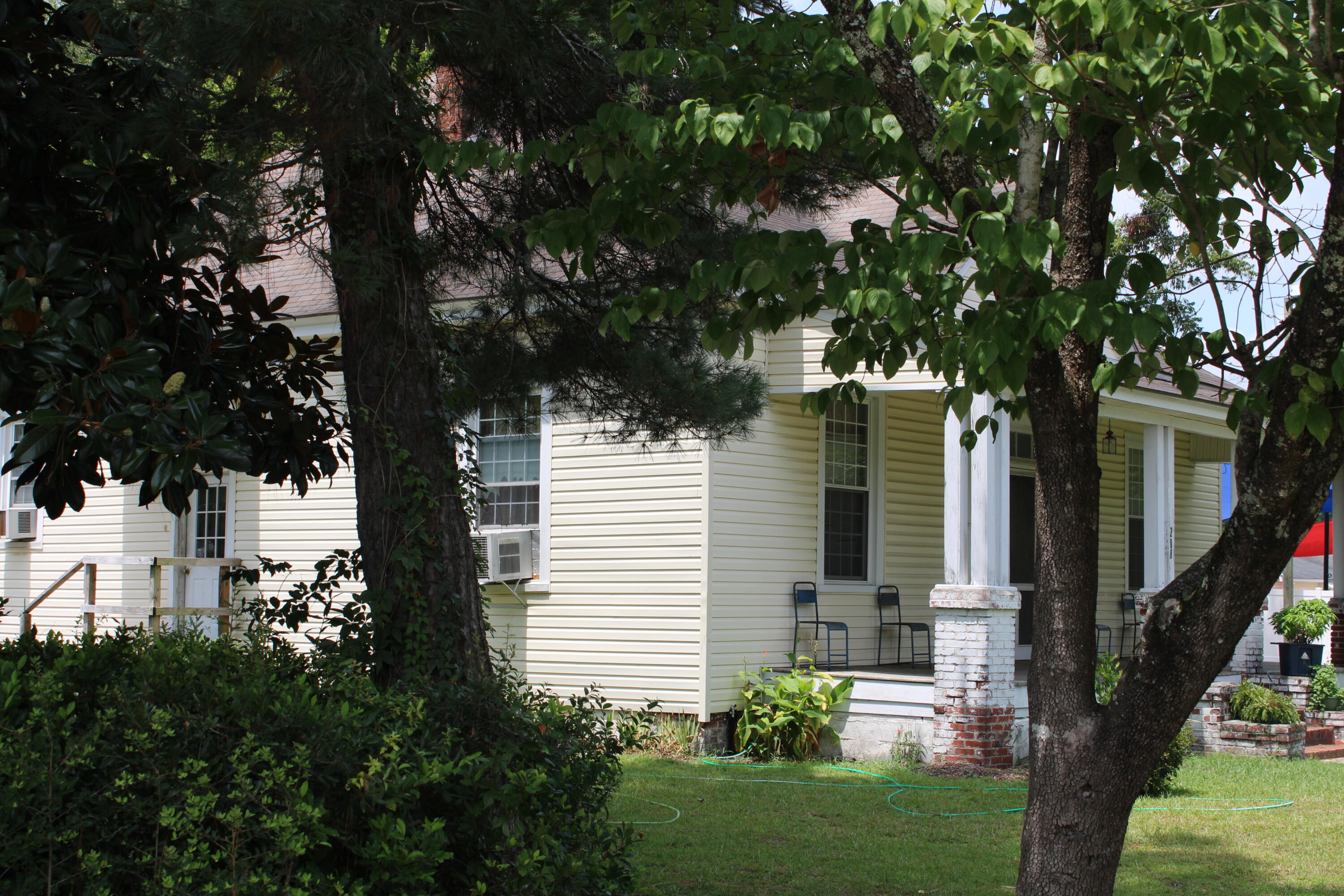 208 Grove Street