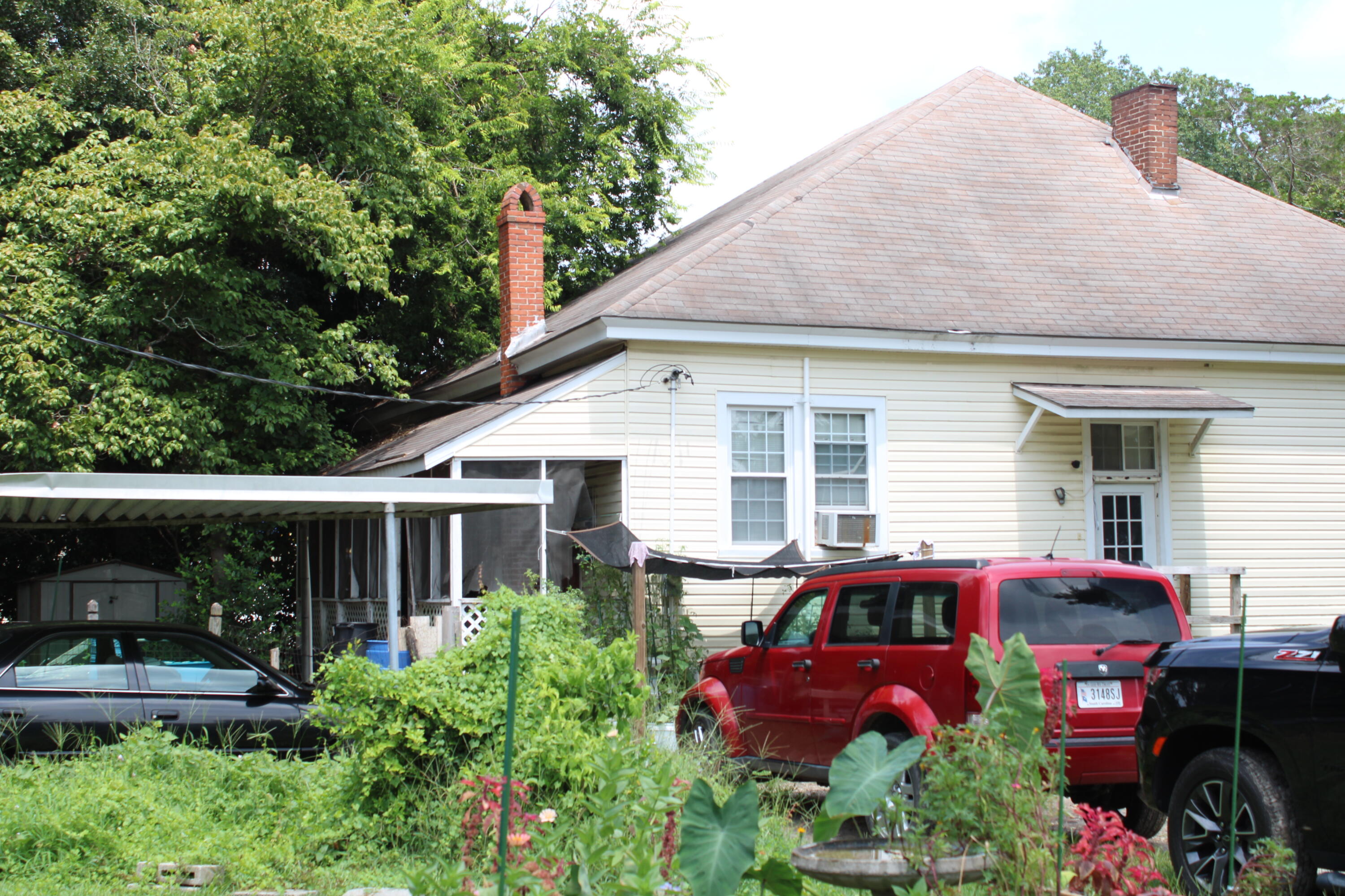208 Grove Street