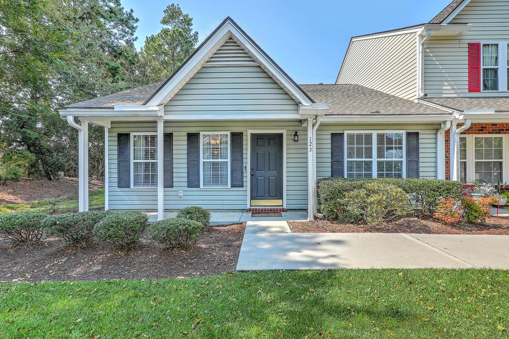 Photo of 123 Macy Circle, Goose Creek, SC 29445 (MLS # 25025873)