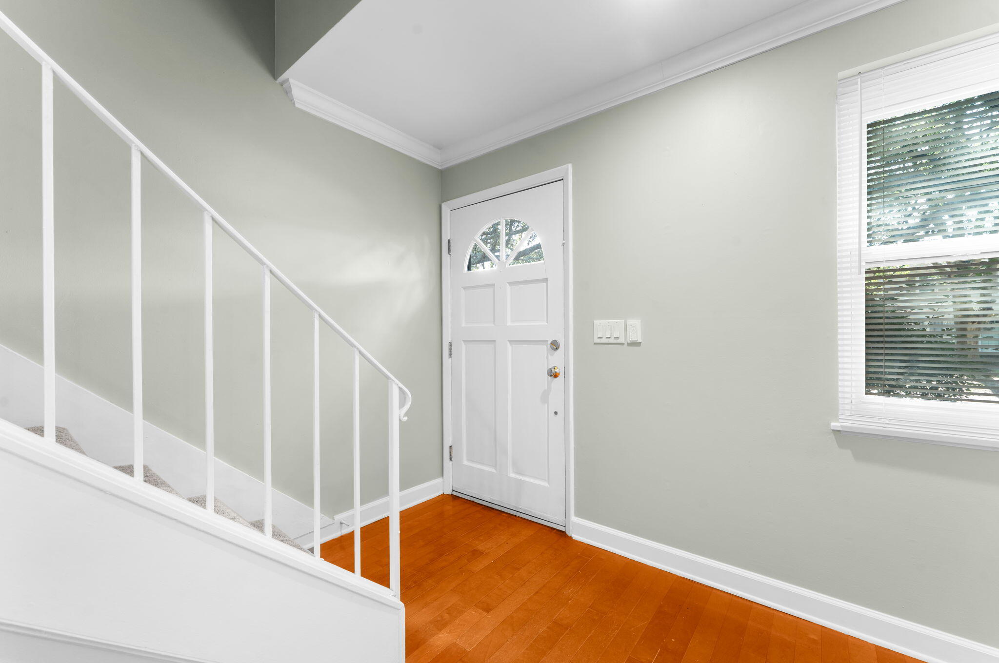 730 Harbor Lane