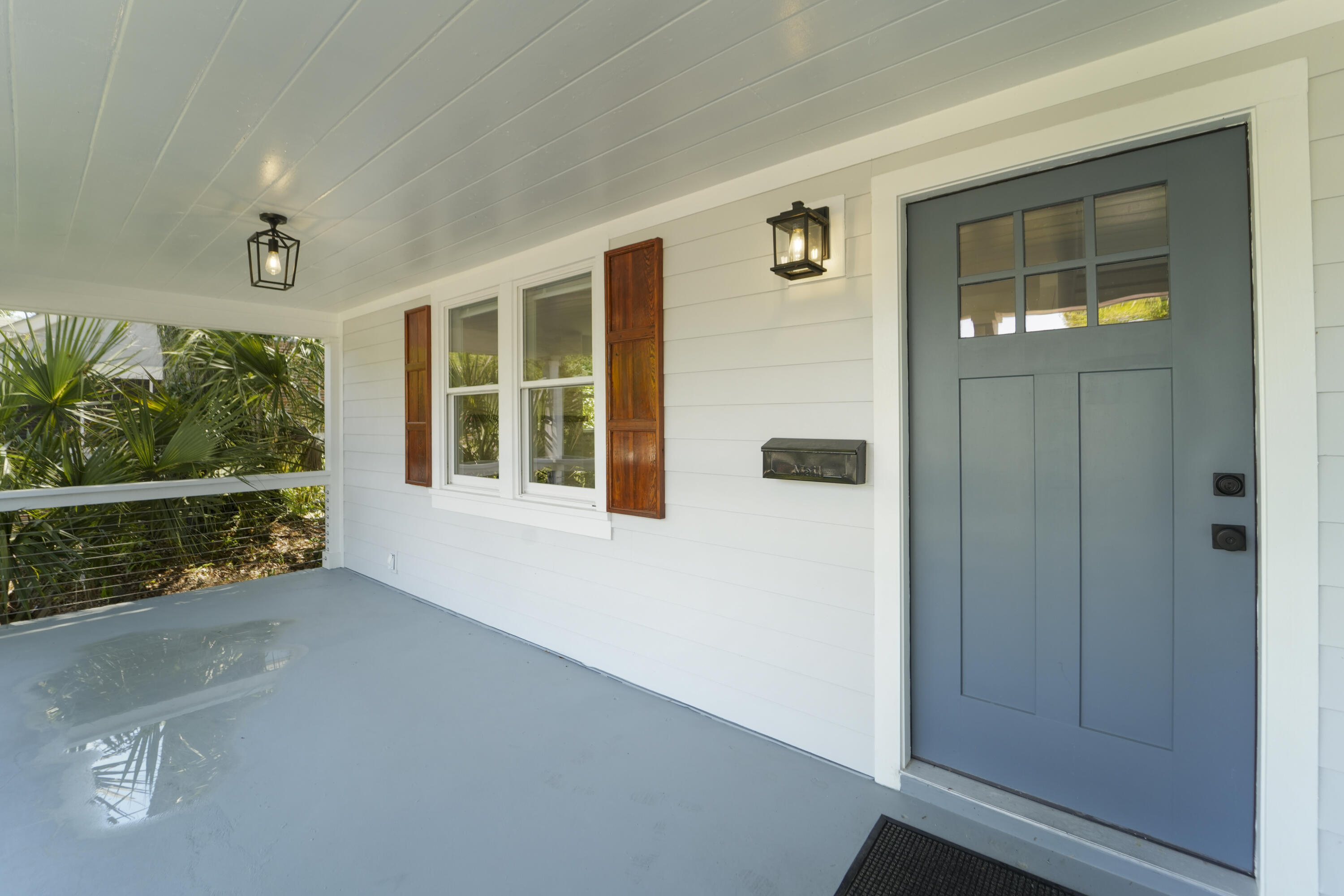 81 Avondale Avenue