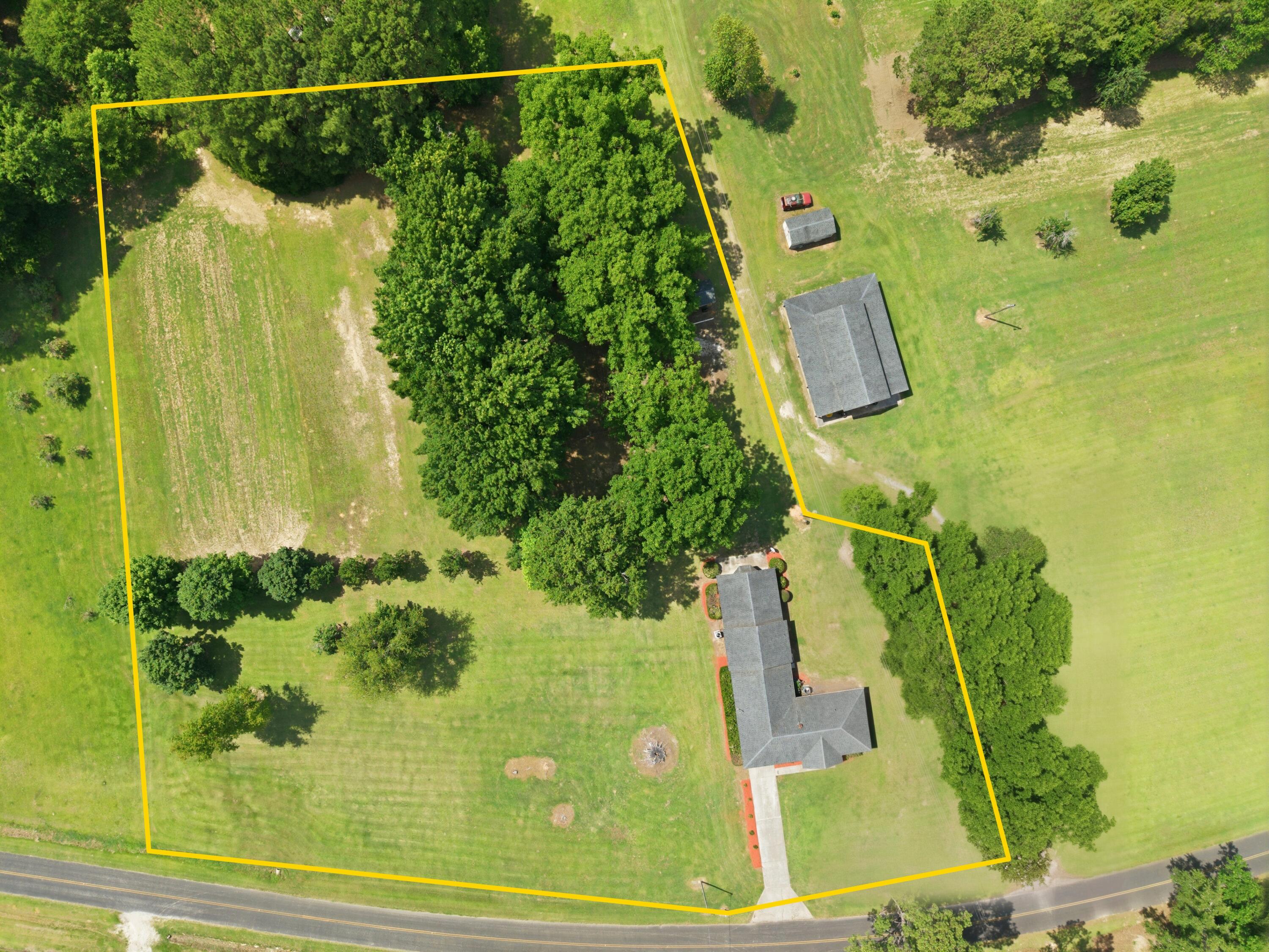 1469 Wren Road