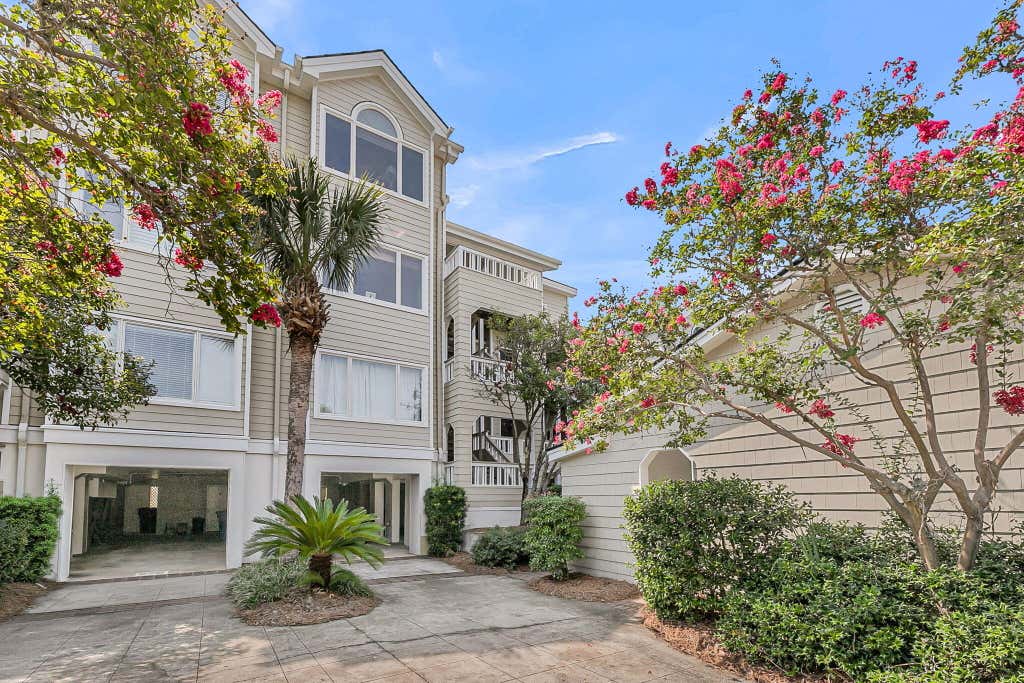 Photo of 1551 Ben Sawyer Boulevard #Unit 5g, Mount Pleasant, SC 29464 (MLS # 26022759)