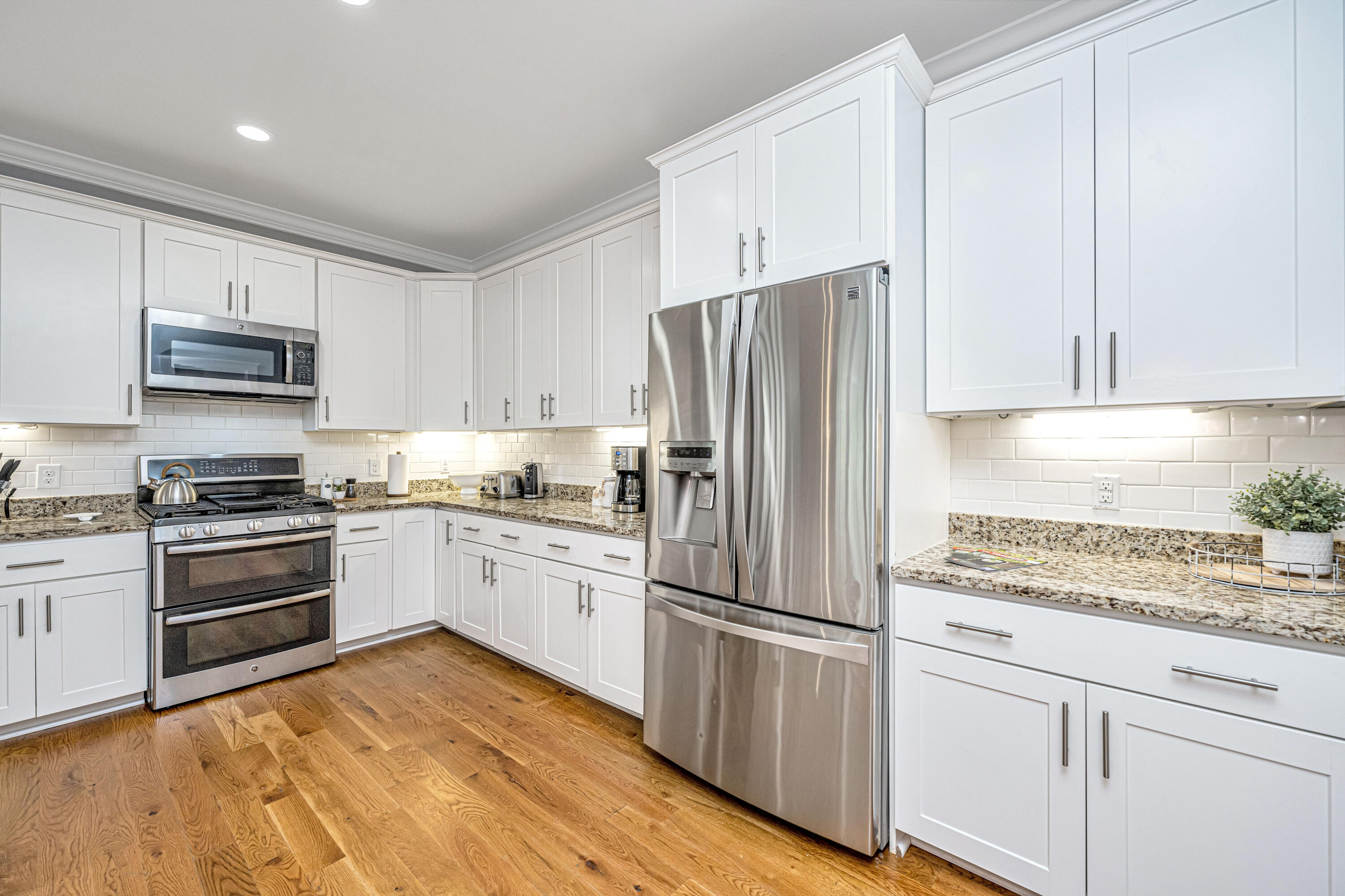 4355 Rugheimer Avenue