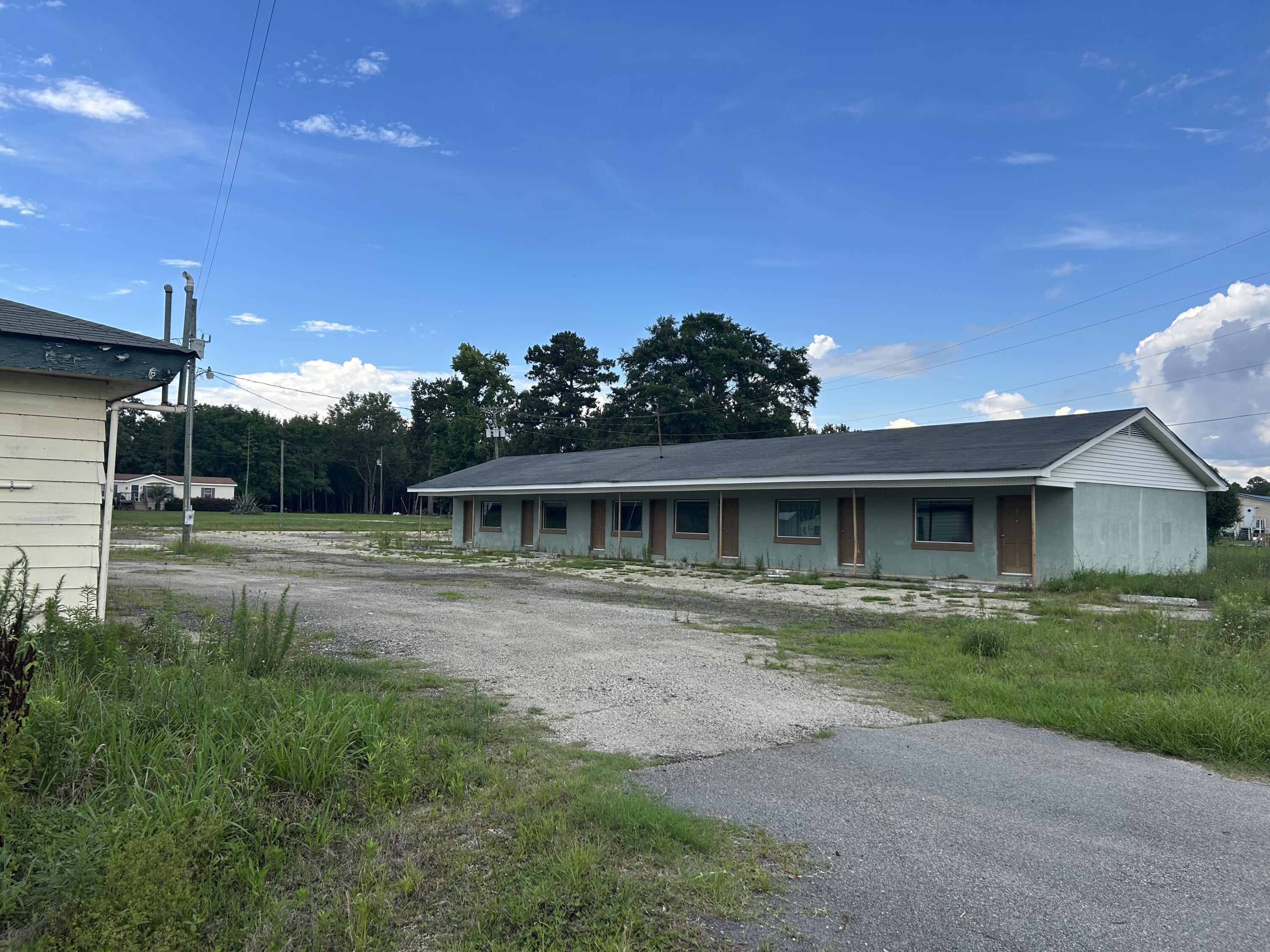 1054 Edgewater Road