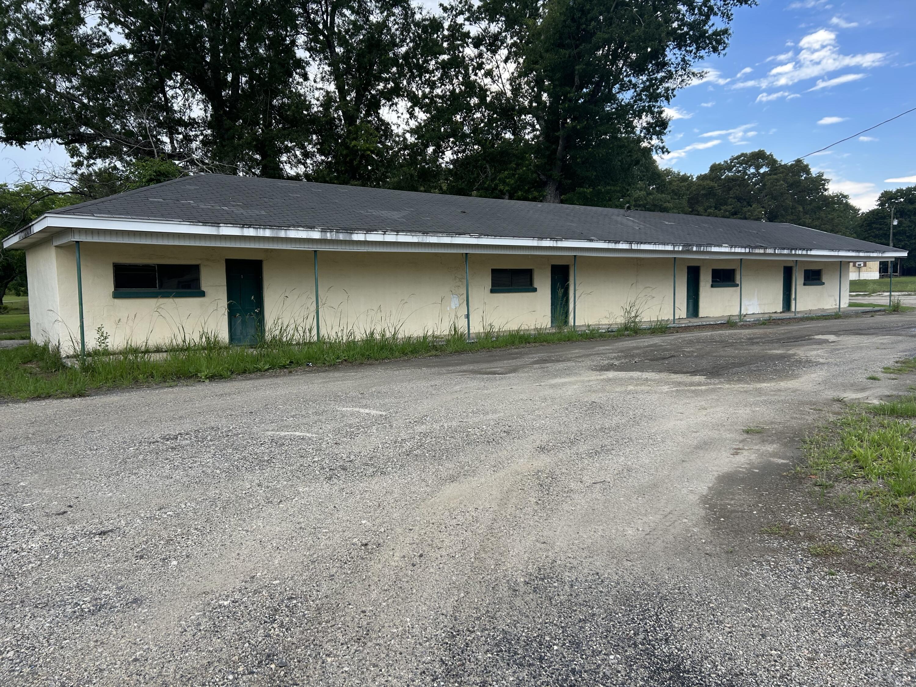 1054 Edgewater Road