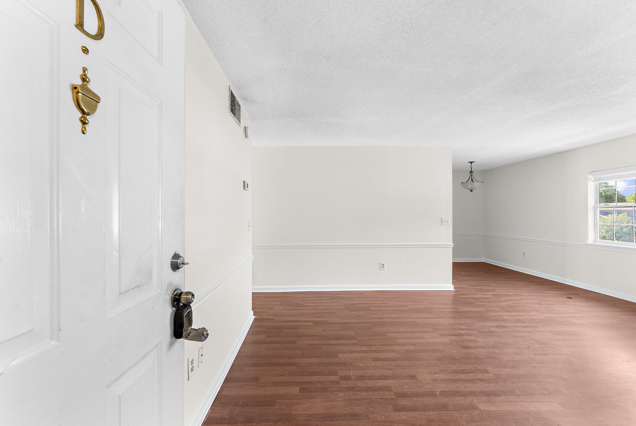 201 Oakmont Avenue Unit D