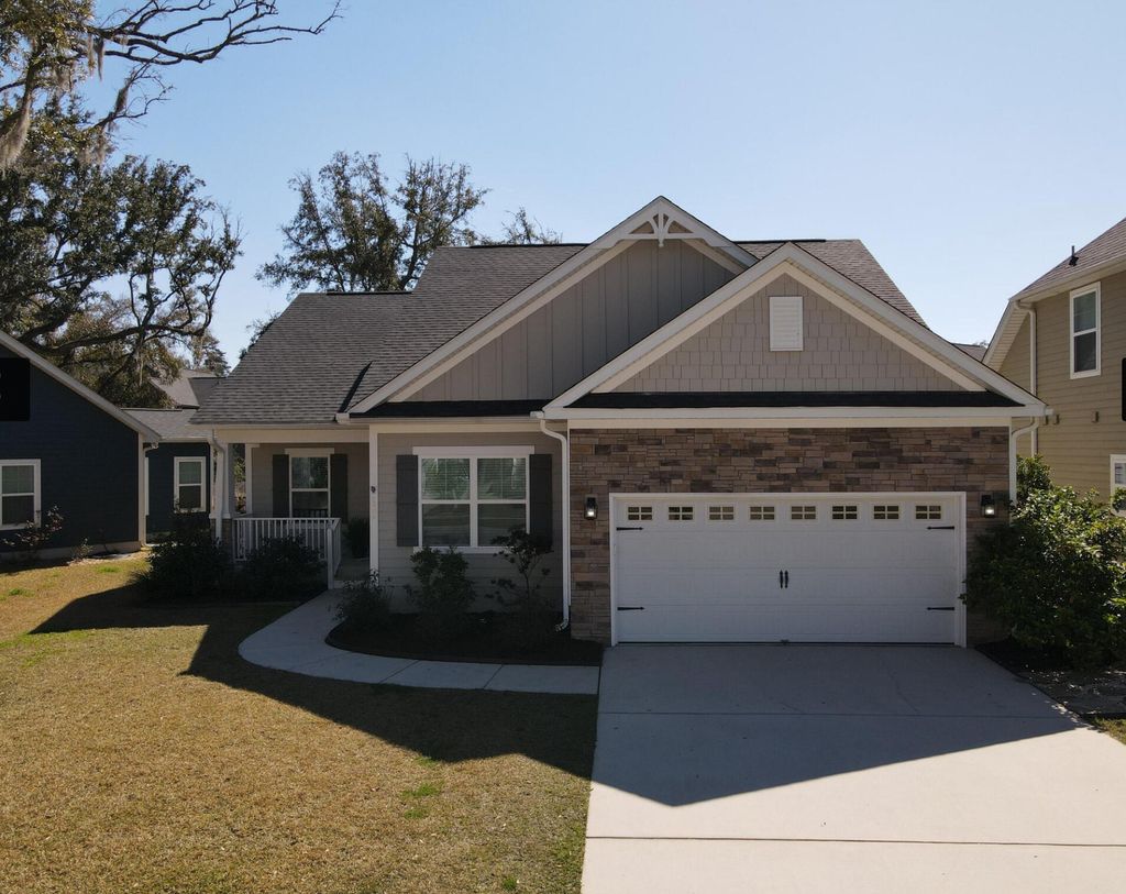 Photo of 167 Daniels Ridge Drive, Summerville, SC 29485 (MLS # 26003863)