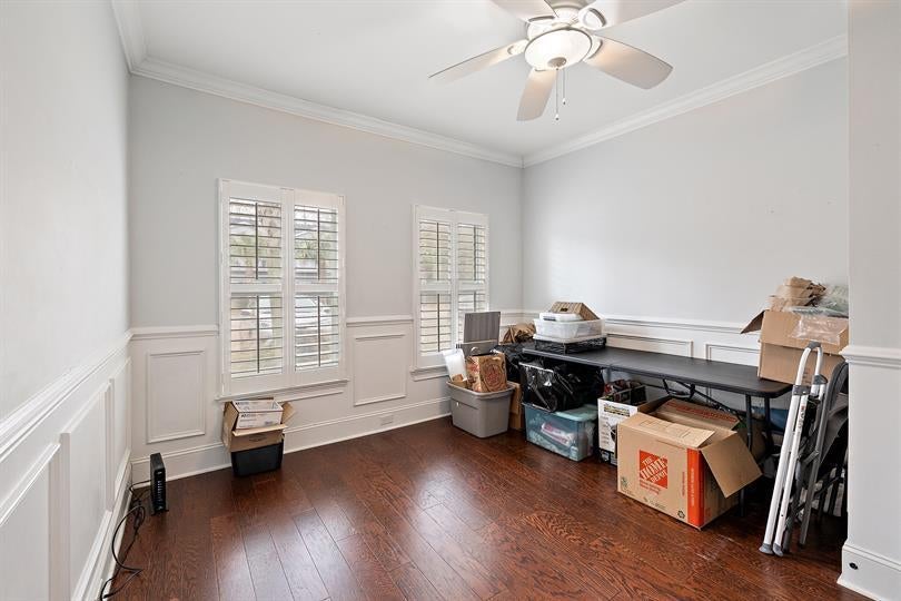 2964 Emma Lane