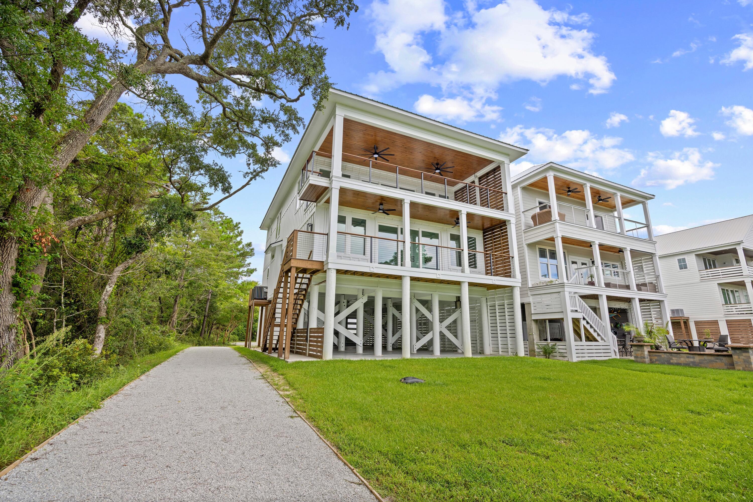 42 Enclave Place