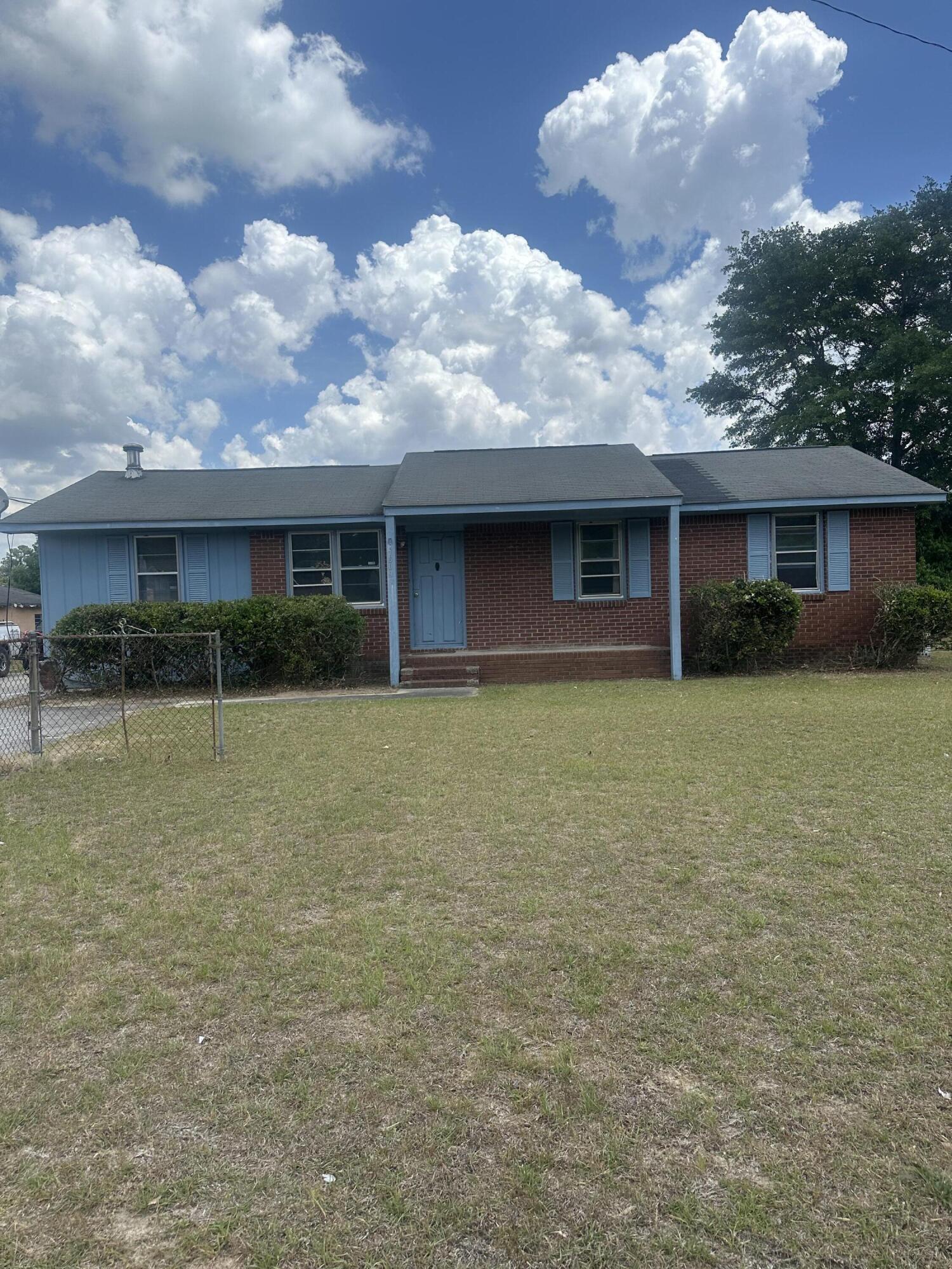 1609 Cannon Bridge Road