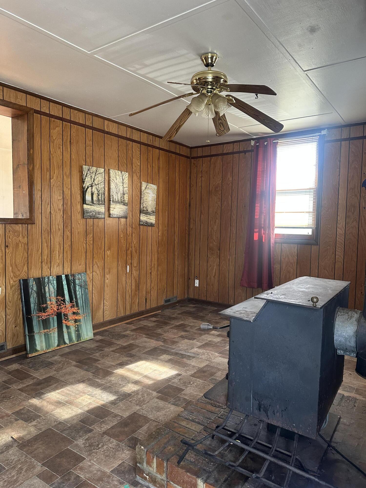 1609 Cannon Bridge Road