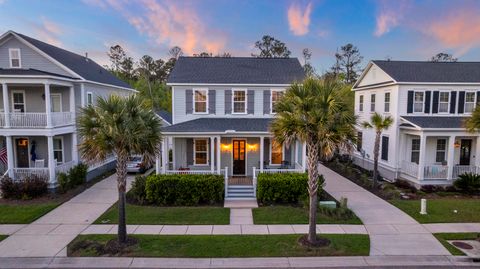 Photo of 3586 Backshore Drive, Mount Pleasant, SC 29466 (MLS # 26009350)