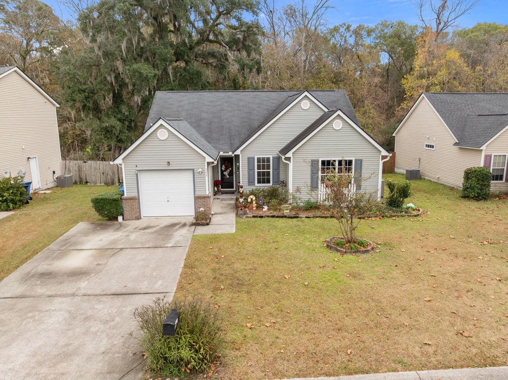 Photo of 5324 Copley Circle, Summerville, SC 29485 (MLS # 25031989)