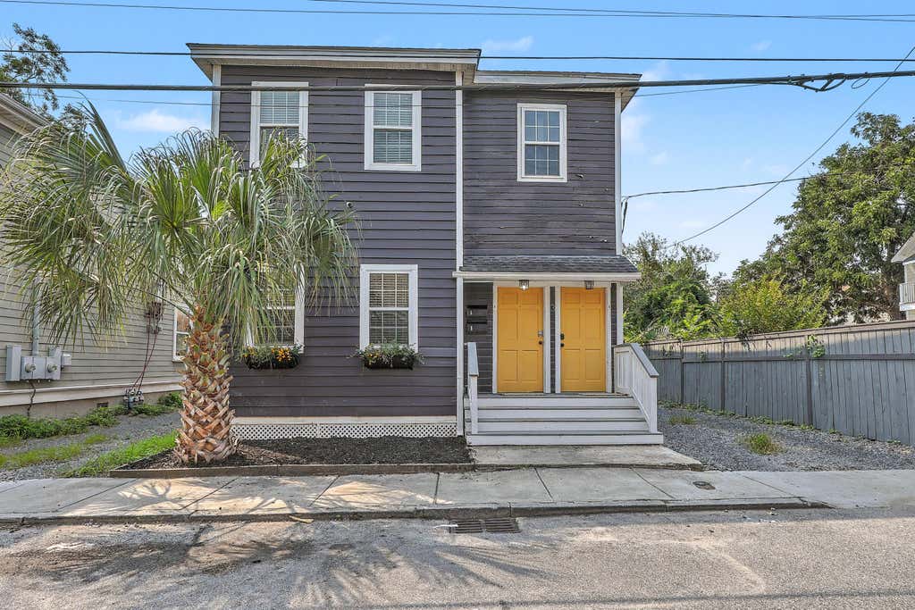 Photo of 3 Strawberry Lane, Charleston, SC 29403 (MLS # 26021814)