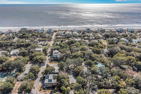 A home in Folly Beach