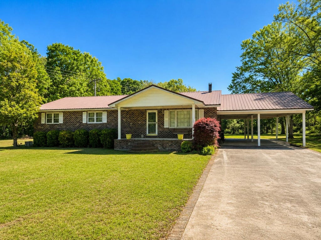 Photo of 1398 Chicken Creek Road, Jamestown, SC 29453 (MLS # 26018898)