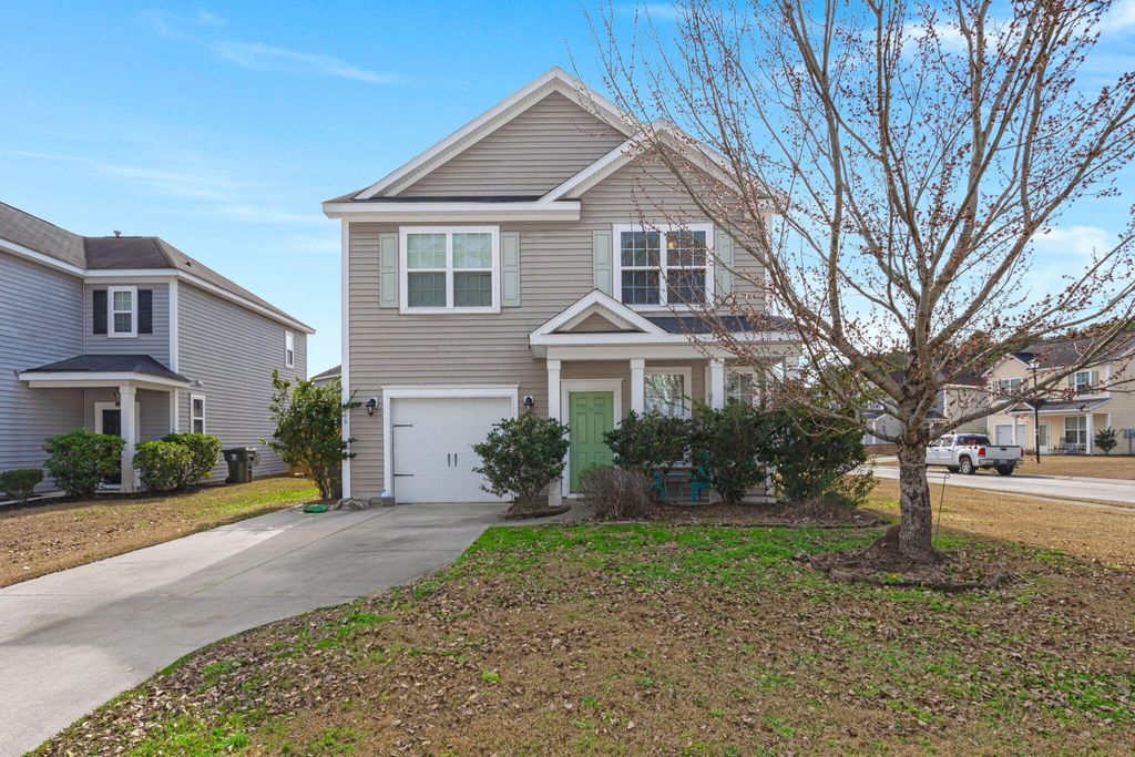 Photo of 266 Oglethorpe Circle, Moncks Corner, SC 29461 (MLS # 26002437)