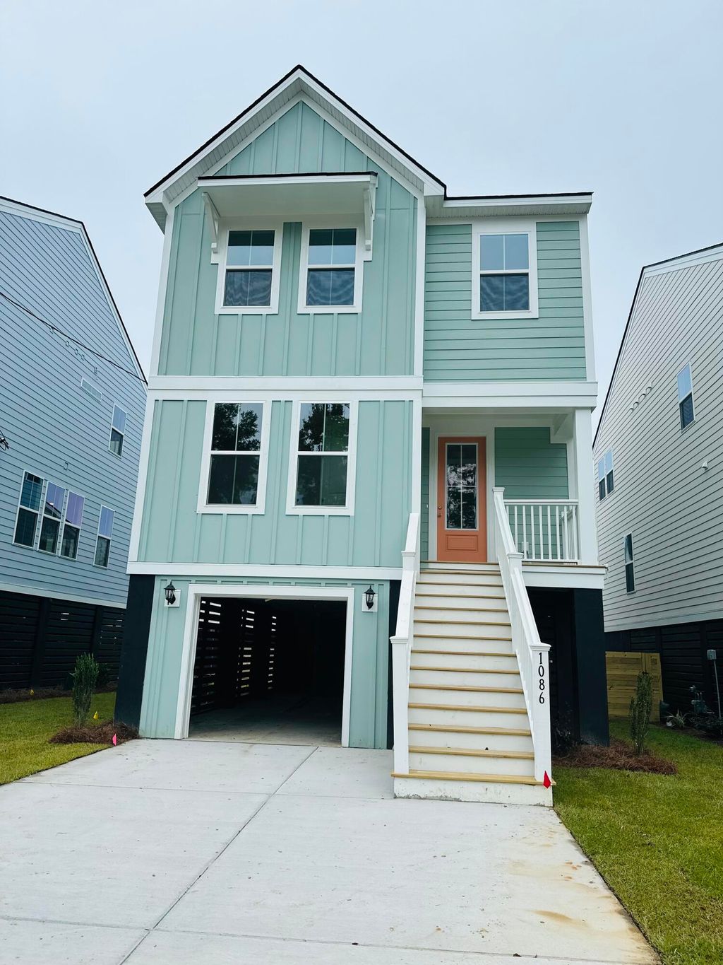 Photo of 1086 Glenshaw Street, North Charleston, SC 29405 (MLS # 25017314)