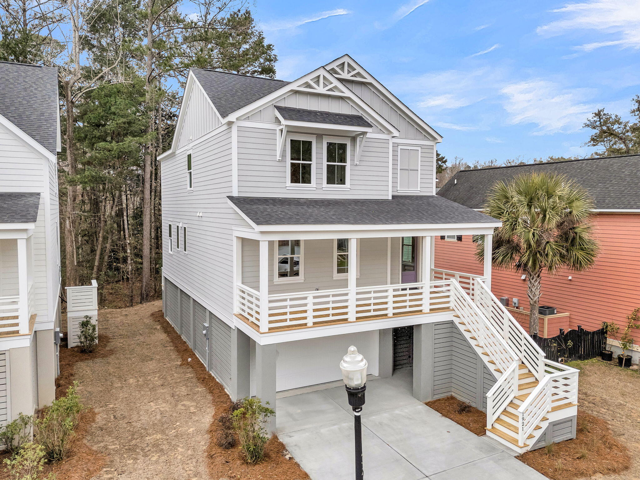 1921 Chestnut Oak Lane