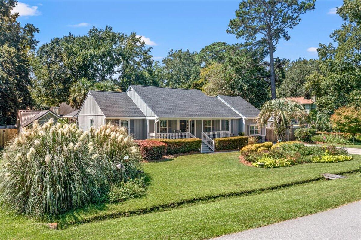965 Mooring Drive