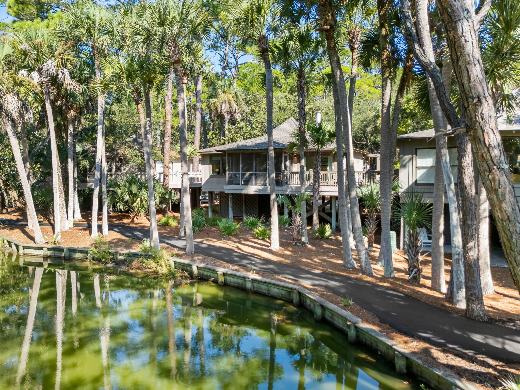 1045 Anhinga Court